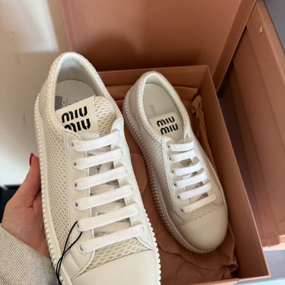 NWT Miu Miu Platform Low-Top Sneakers White Mesh Lace-Up Sz 39 - Picture 3 of 8